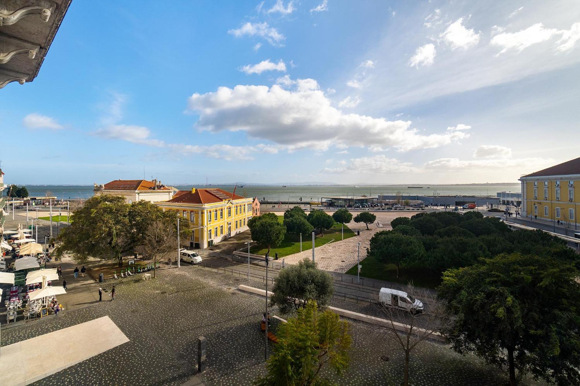 Whome Majestic With Breathtaking River Views * Lissabon
